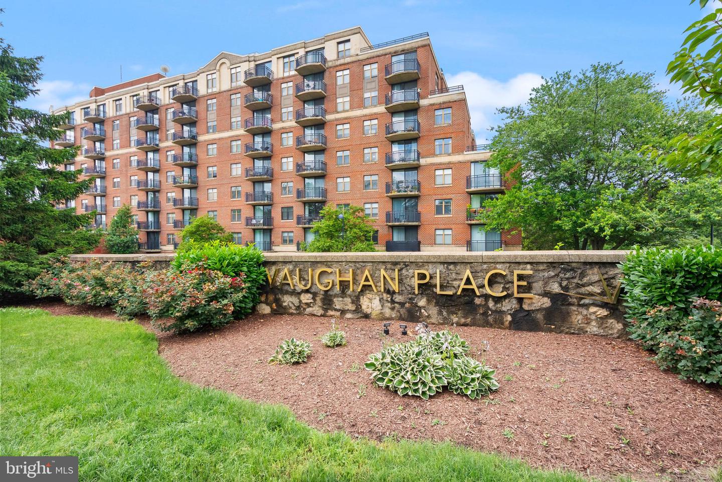 3401 38TH ST NW #411, WASHINGTON, District Of Columbia 20016, 1 Bedroom Bedrooms, ,1 BathroomBathrooms,Residential,For sale,3401 38TH ST NW #411,DCDC2206846 MLS # DCDC2206846
