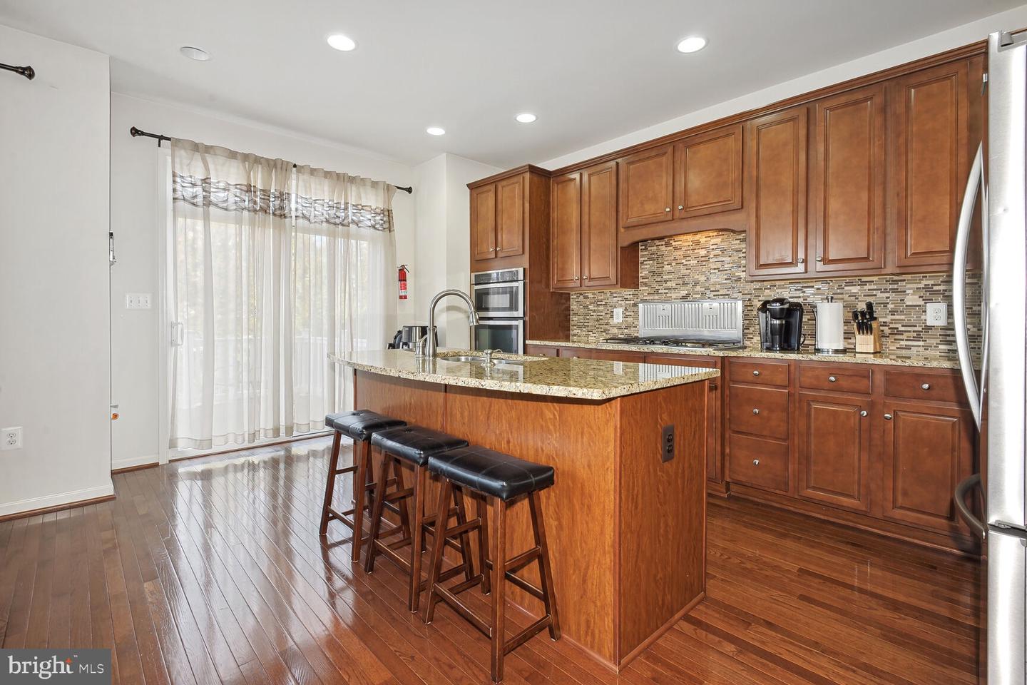 25053 PRAIRIE FIRE SQ, ALDIE, Virginia 20105, 3 Bedrooms Bedrooms, ,3 BathroomsBathrooms,Residential,For sale,25053 PRAIRIE FIRE SQ,VALO2100166 MLS # VALO2100166