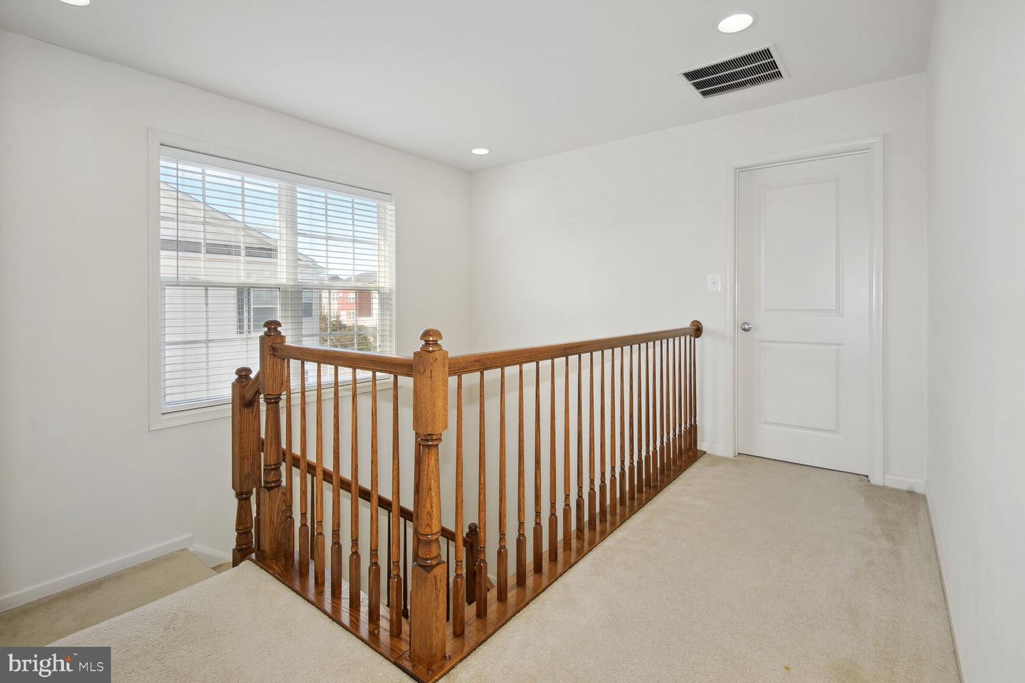 25053 PRAIRIE FIRE SQ, ALDIE, Virginia 20105, 3 Bedrooms Bedrooms, ,3 BathroomsBathrooms,Residential,For sale,25053 PRAIRIE FIRE SQ,VALO2100166 MLS # VALO2100166