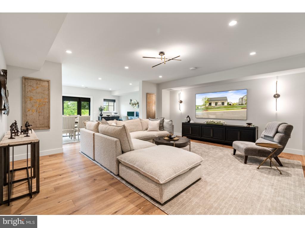 610 MARTINGALE RIDGE DR, MIDDLEBURG, Virginia 20117, 3 Bedrooms Bedrooms, ,3 BathroomsBathrooms,Residential,For sale,610 MARTINGALE RIDGE DR,VALO2100168 MLS # VALO2100168