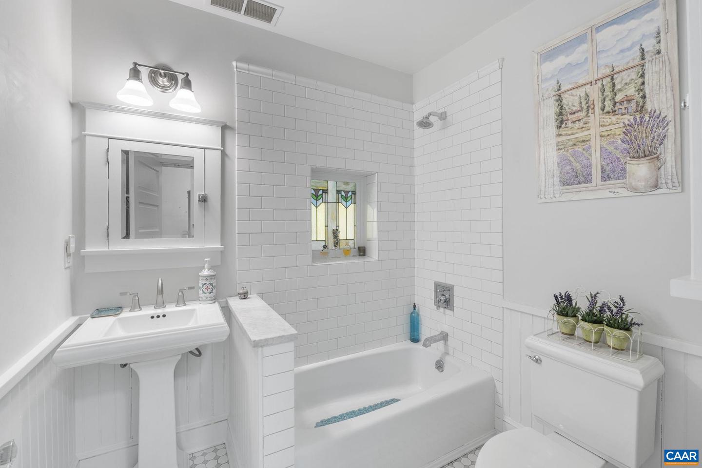 2523 STONY POINT RD, CHARLOTTESVILLE, Virginia 22911, 3 Bedrooms Bedrooms, ,2 BathroomsBathrooms,Residential,For sale,2523 STONY POINT RD,665955 MLS # 665955