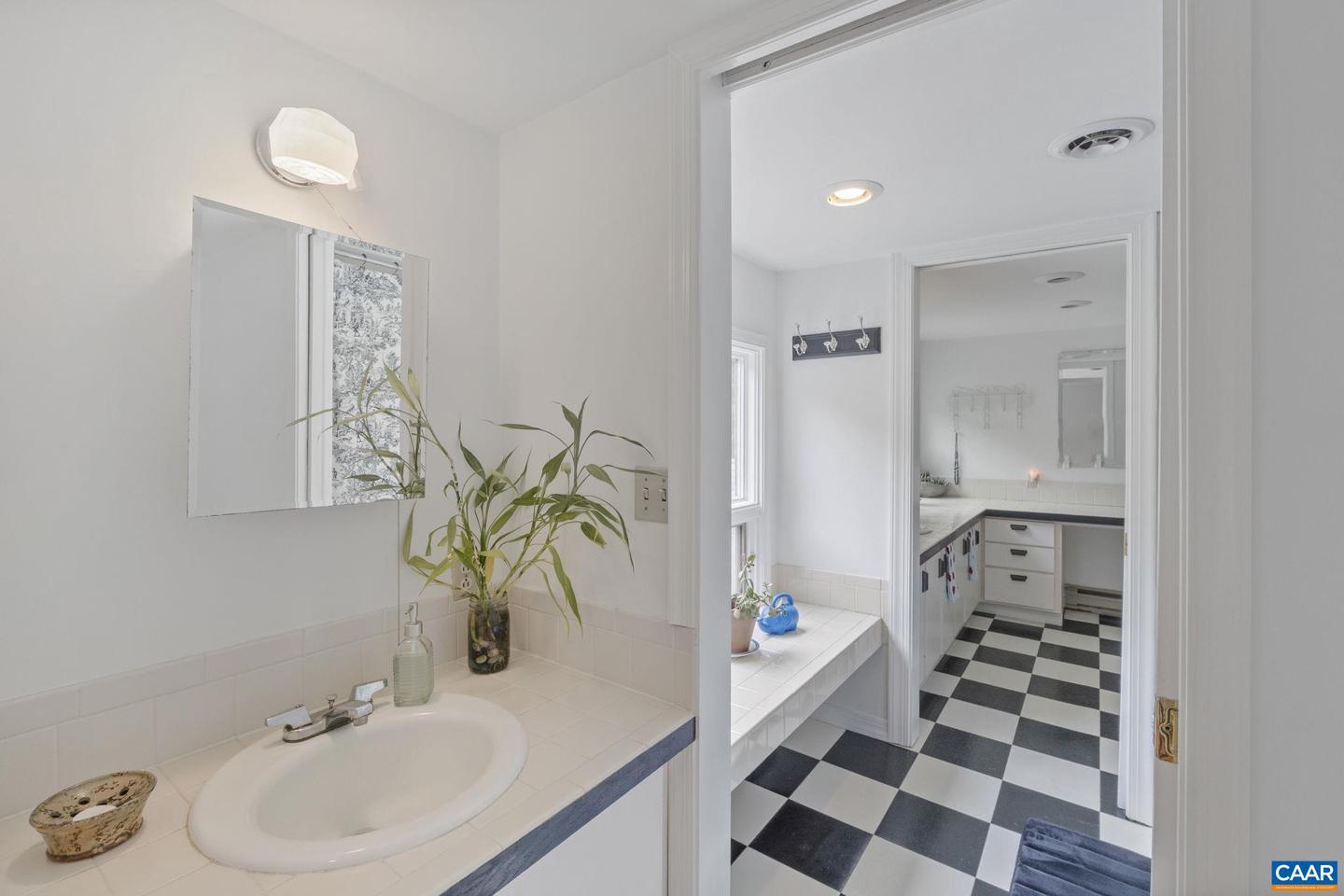 2523 STONY POINT RD, CHARLOTTESVILLE, Virginia 22911, 3 Bedrooms Bedrooms, ,2 BathroomsBathrooms,Residential,For sale,2523 STONY POINT RD,665955 MLS # 665955