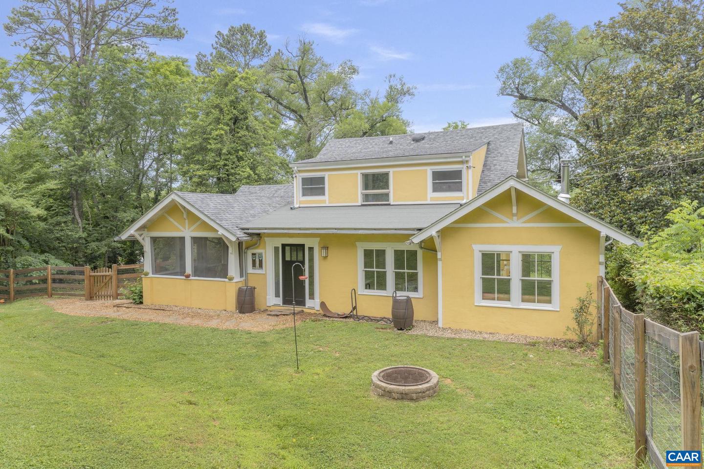 2523 STONY POINT RD, CHARLOTTESVILLE, Virginia 22911, 3 Bedrooms Bedrooms, ,2 BathroomsBathrooms,Residential,For sale,2523 STONY POINT RD,665955 MLS # 665955