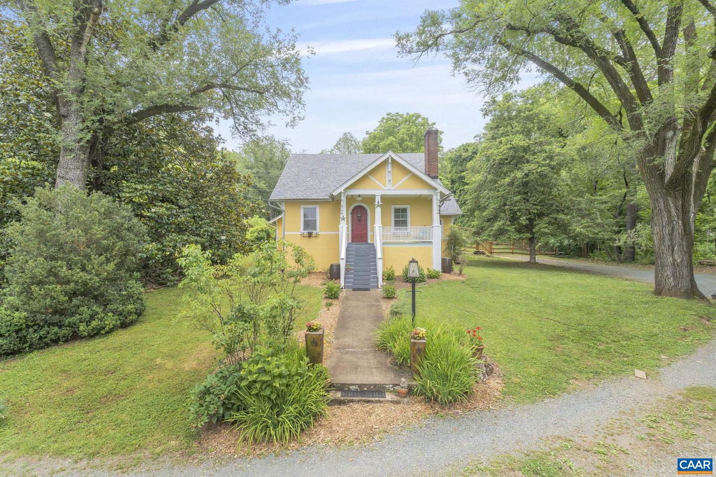 2523 STONY POINT RD, CHARLOTTESVILLE, Virginia 22911, 3 Bedrooms Bedrooms, ,2 BathroomsBathrooms,Residential,For sale,2523 STONY POINT RD,665955 MLS # 665955