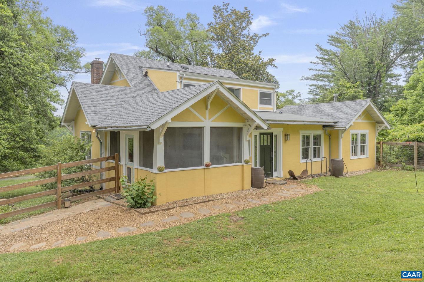 2523 STONY POINT RD, CHARLOTTESVILLE, Virginia 22911, 3 Bedrooms Bedrooms, ,2 BathroomsBathrooms,Residential,For sale,2523 STONY POINT RD,665955 MLS # 665955