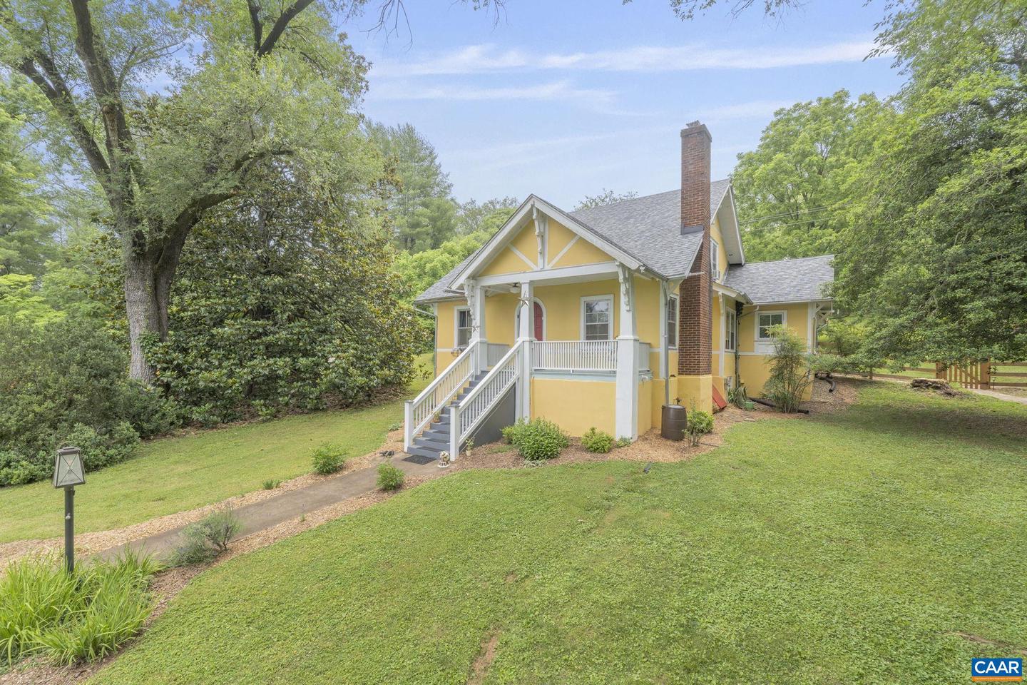 2523 STONY POINT RD, CHARLOTTESVILLE, Virginia 22911, 3 Bedrooms Bedrooms, ,2 BathroomsBathrooms,Residential,For sale,2523 STONY POINT RD,665955 MLS # 665955