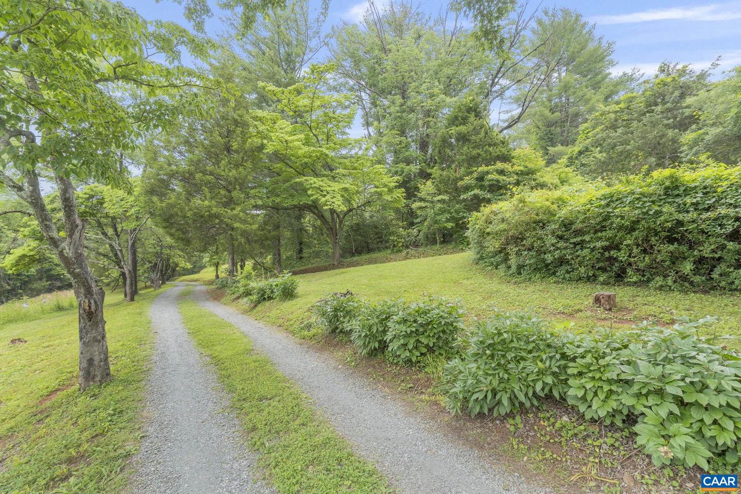 2523 STONY POINT RD, CHARLOTTESVILLE, Virginia 22911, 3 Bedrooms Bedrooms, ,2 BathroomsBathrooms,Residential,For sale,2523 STONY POINT RD,665955 MLS # 665955