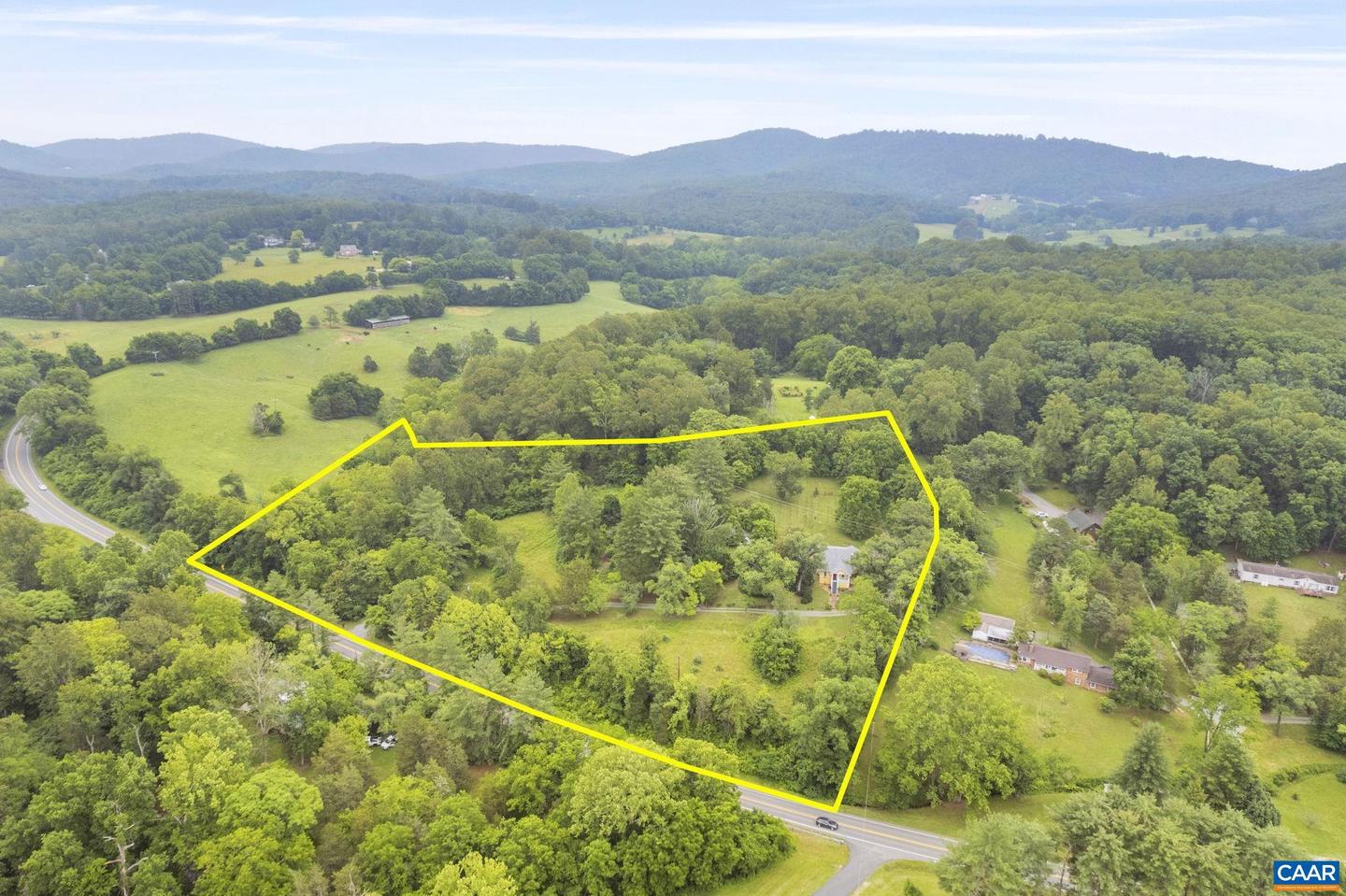 2523 STONY POINT RD, CHARLOTTESVILLE, Virginia 22911, 3 Bedrooms Bedrooms, ,2 BathroomsBathrooms,Residential,For sale,2523 STONY POINT RD,665955 MLS # 665955