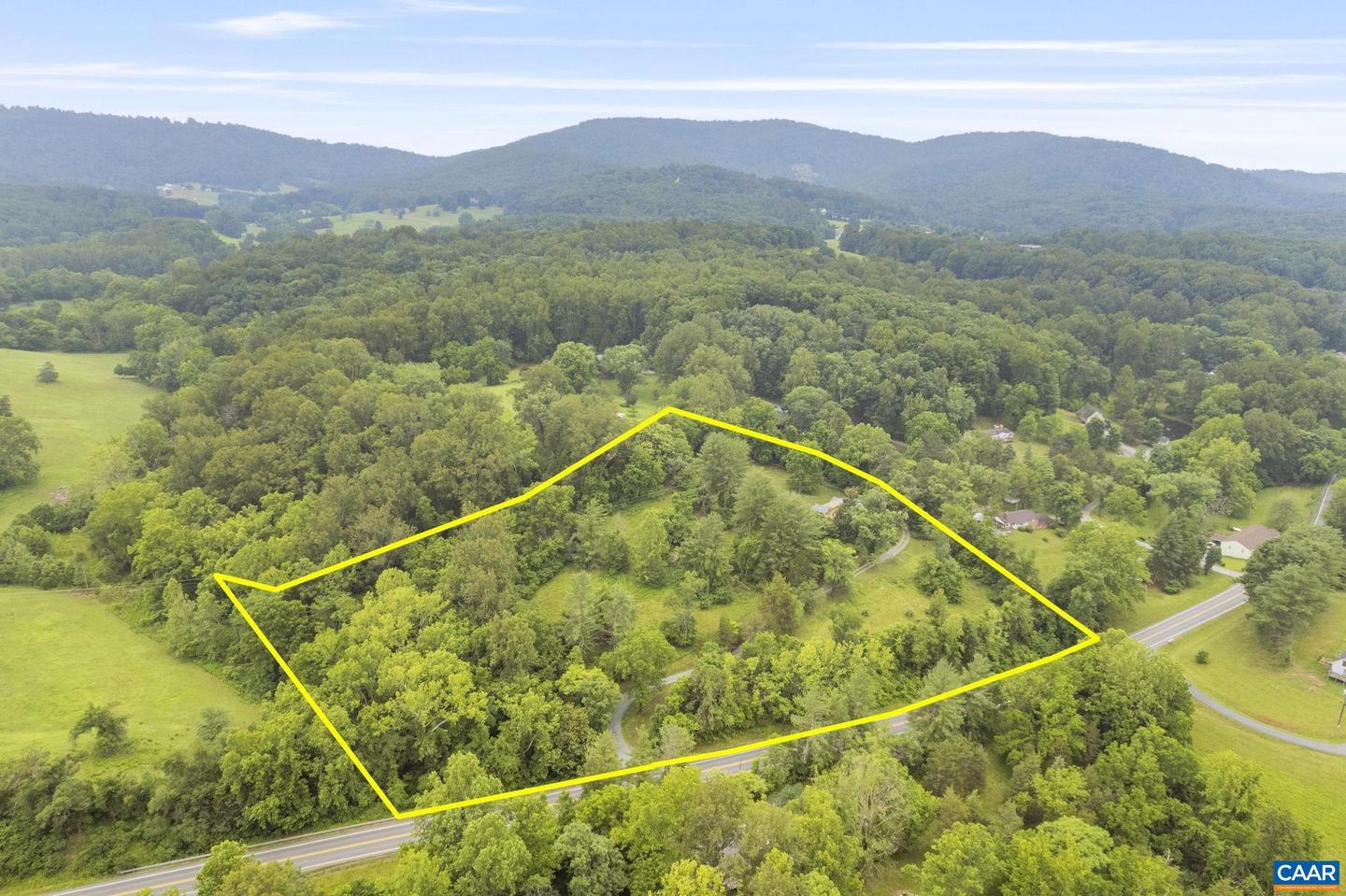 2523 STONY POINT RD, CHARLOTTESVILLE, Virginia 22911, 3 Bedrooms Bedrooms, ,2 BathroomsBathrooms,Residential,For sale,2523 STONY POINT RD,665955 MLS # 665955