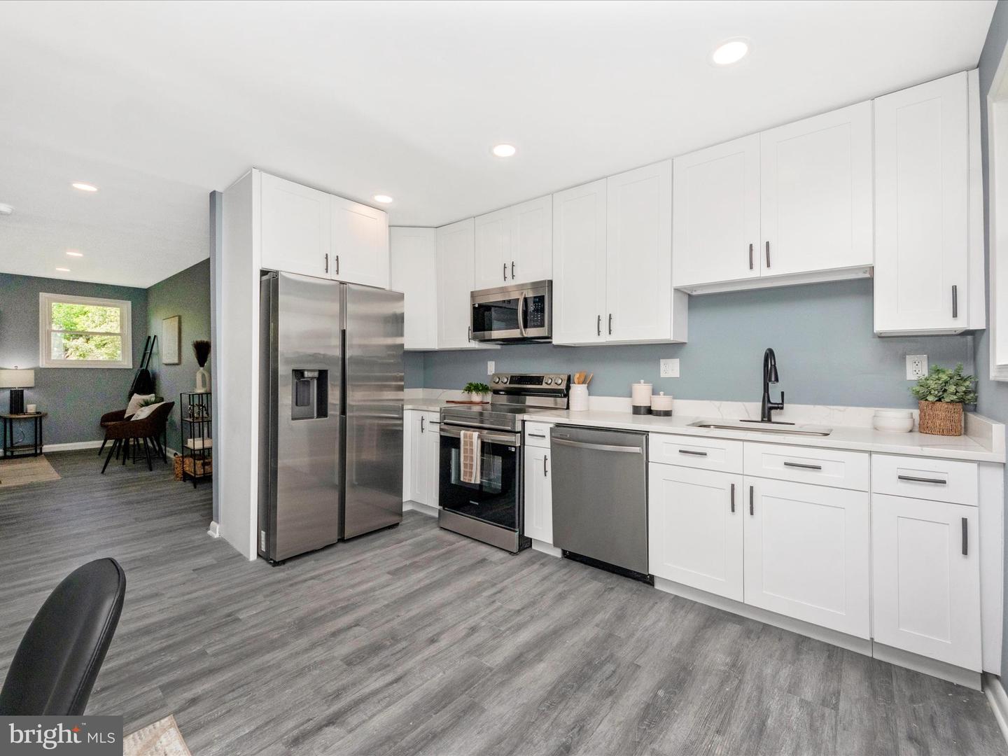2050 HAMLIN ST NE, WASHINGTON, District Of Columbia 20018, 4 Bedrooms Bedrooms, ,4 BathroomsBathrooms,Residential,For sale,2050 HAMLIN ST NE,DCDC2206814 MLS # DCDC2206814