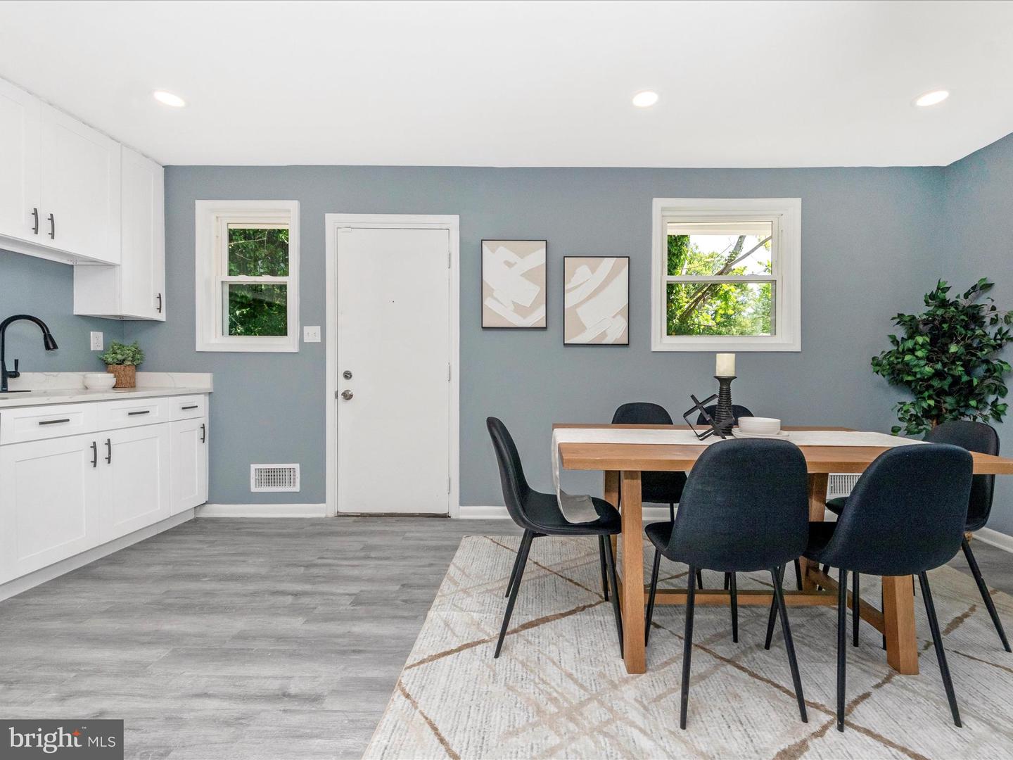 2050 HAMLIN ST NE, WASHINGTON, District Of Columbia 20018, 4 Bedrooms Bedrooms, ,4 BathroomsBathrooms,Residential,For sale,2050 HAMLIN ST NE,DCDC2206814 MLS # DCDC2206814