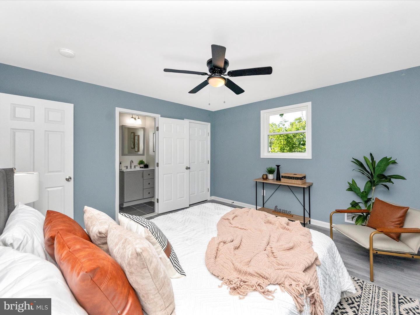 2050 HAMLIN ST NE, WASHINGTON, District Of Columbia 20018, 4 Bedrooms Bedrooms, ,4 BathroomsBathrooms,Residential,For sale,2050 HAMLIN ST NE,DCDC2206814 MLS # DCDC2206814