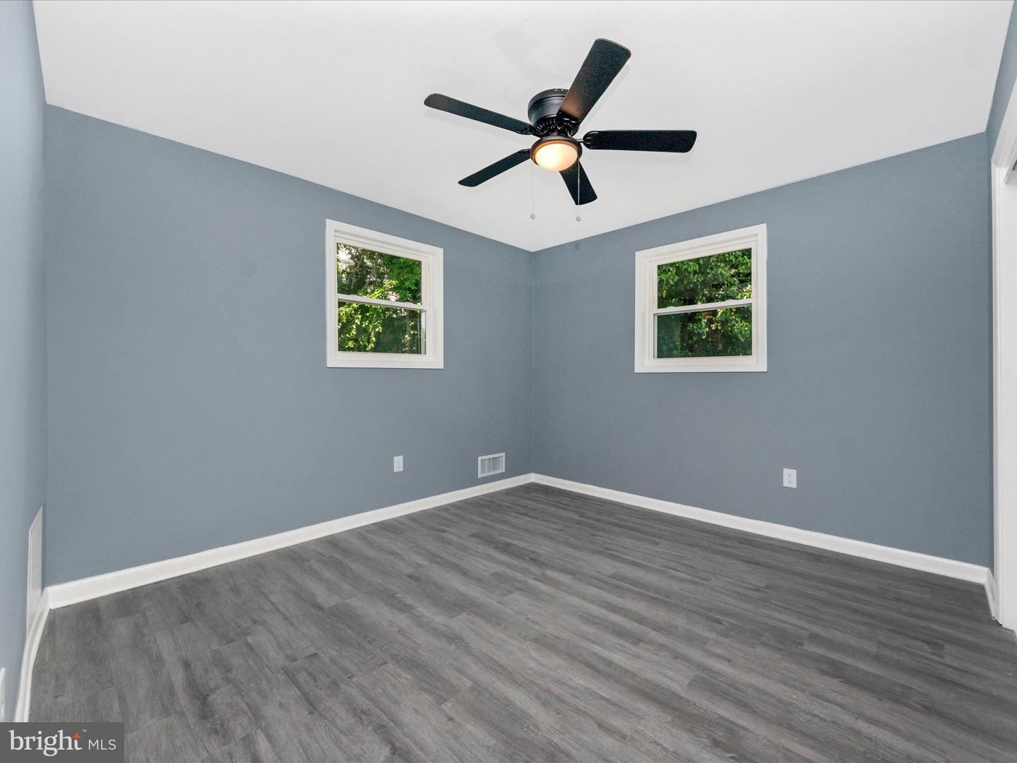 2050 HAMLIN ST NE, WASHINGTON, District Of Columbia 20018, 4 Bedrooms Bedrooms, ,4 BathroomsBathrooms,Residential,For sale,2050 HAMLIN ST NE,DCDC2206814 MLS # DCDC2206814