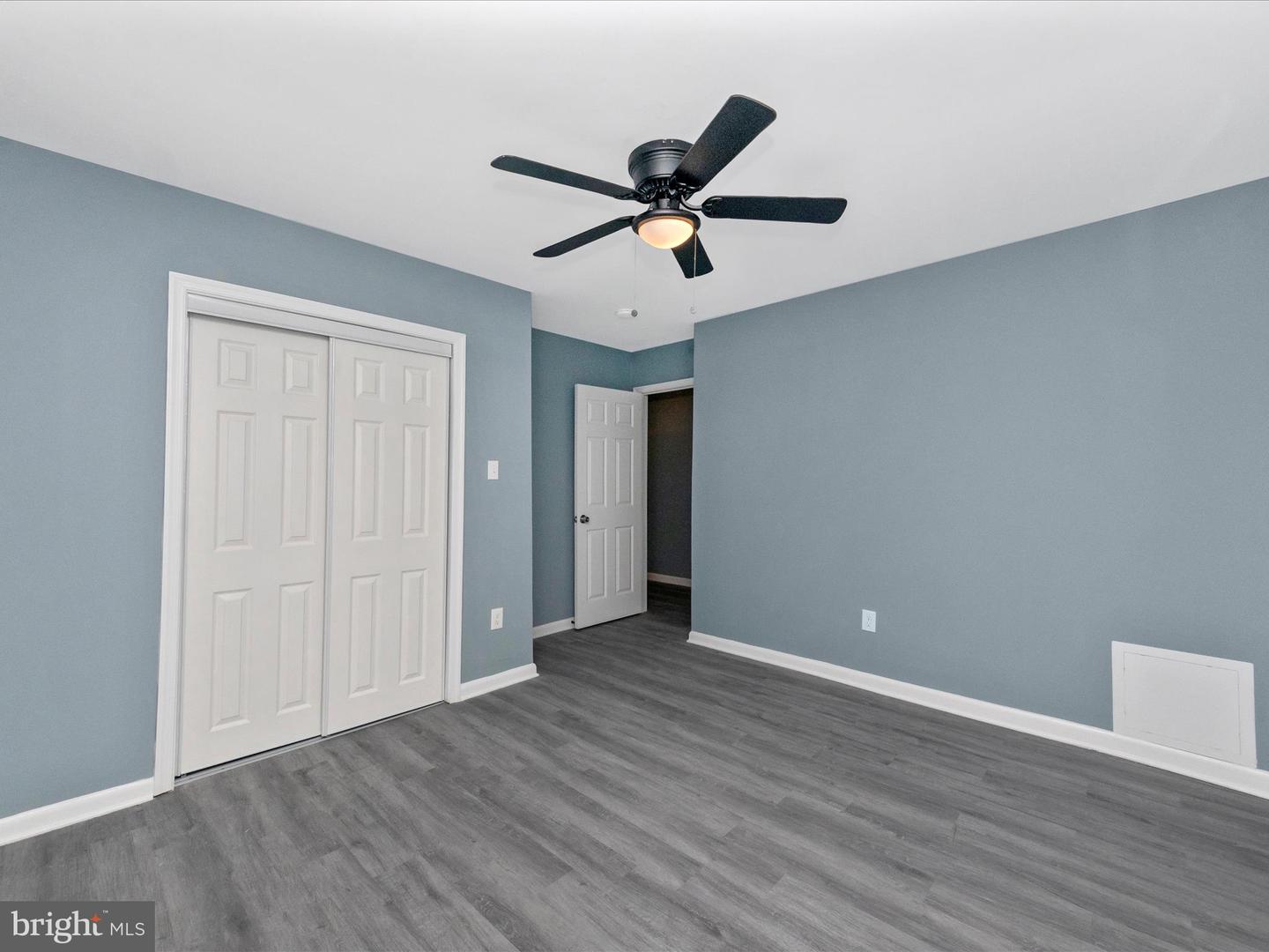 2050 HAMLIN ST NE, WASHINGTON, District Of Columbia 20018, 4 Bedrooms Bedrooms, ,4 BathroomsBathrooms,Residential,For sale,2050 HAMLIN ST NE,DCDC2206814 MLS # DCDC2206814