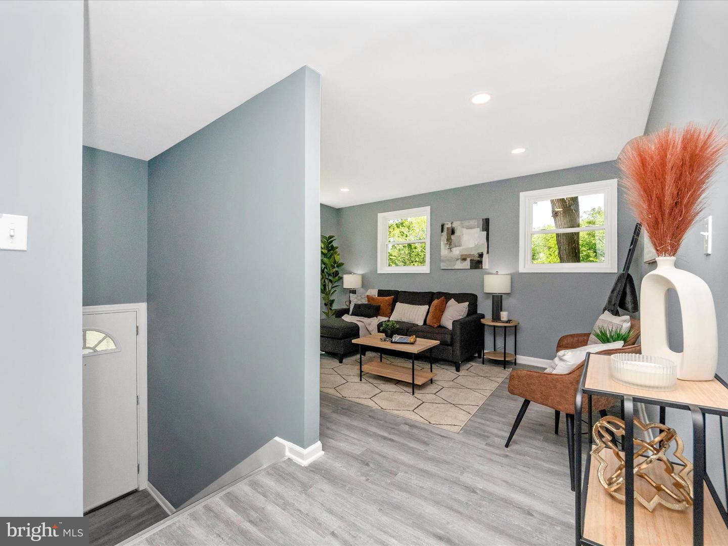 2050 HAMLIN ST NE, WASHINGTON, District Of Columbia 20018, 4 Bedrooms Bedrooms, ,4 BathroomsBathrooms,Residential,For sale,2050 HAMLIN ST NE,DCDC2206814 MLS # DCDC2206814