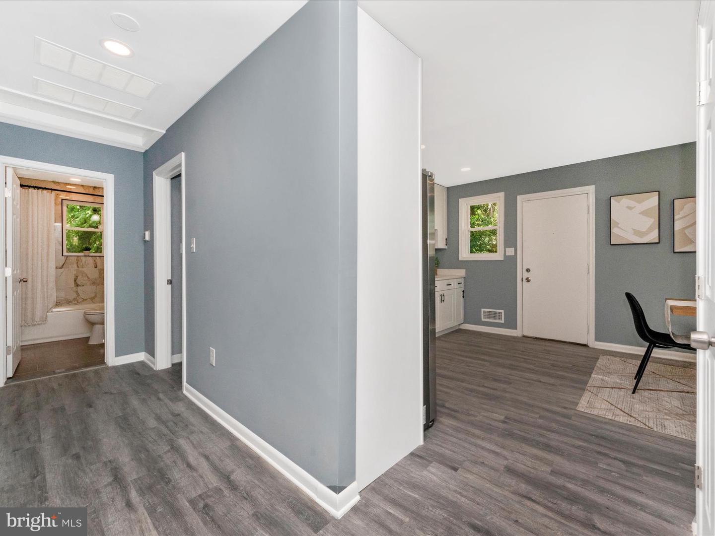 2050 HAMLIN ST NE, WASHINGTON, District Of Columbia 20018, 4 Bedrooms Bedrooms, ,4 BathroomsBathrooms,Residential,For sale,2050 HAMLIN ST NE,DCDC2206814 MLS # DCDC2206814