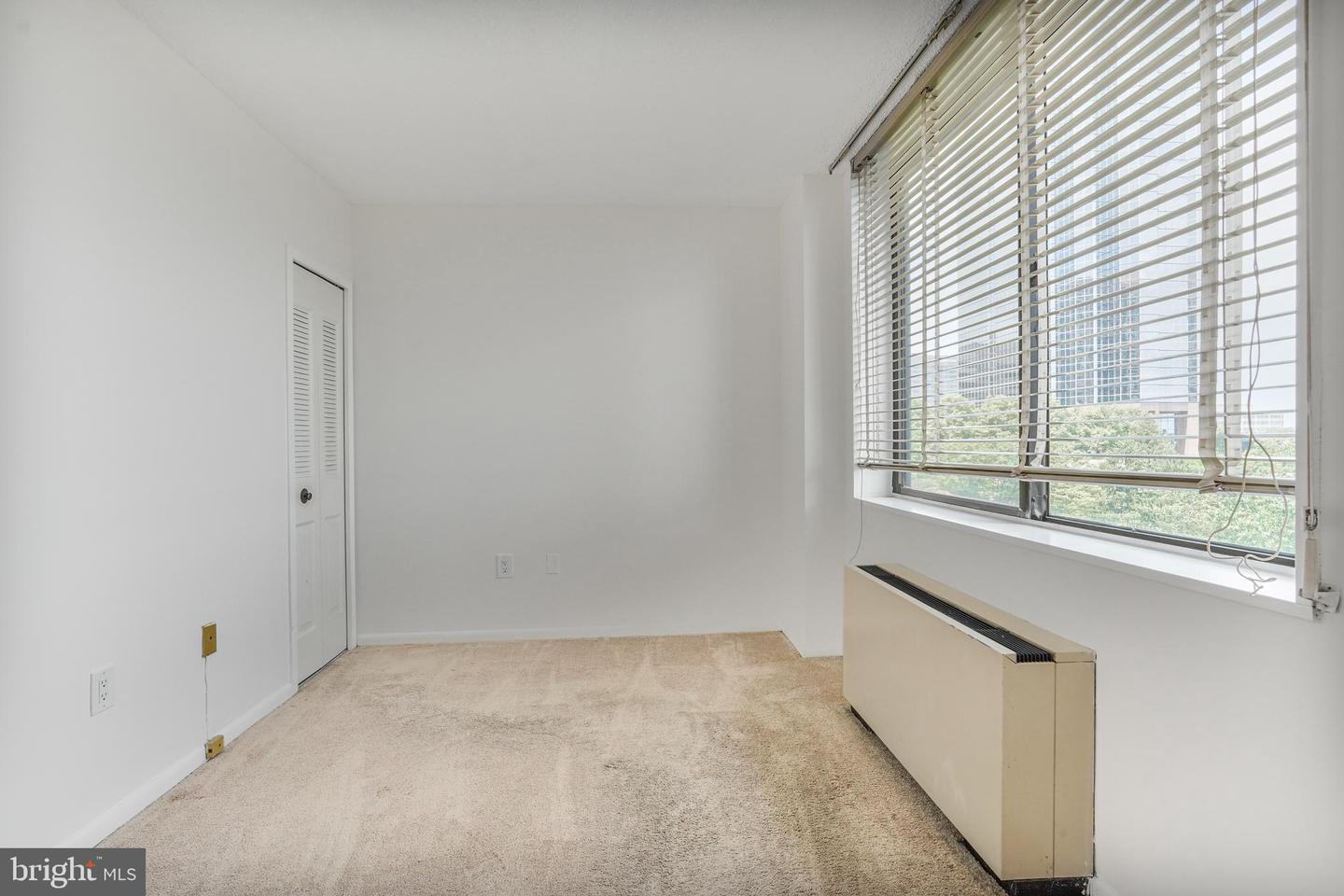 3701 S GEORGE MASON DR #611N, FALLS CHURCH, Virginia 22041, 2 Bedrooms Bedrooms, ,1 BathroomBathrooms,Residential,For sale,3701 S GEORGE MASON DR #611N,VAFX2249324 MLS # VAFX2249324