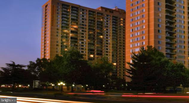 3701 S GEORGE MASON DR #611N, FALLS CHURCH, Virginia 22041, 2 Bedrooms Bedrooms, ,1 BathroomBathrooms,Residential,For sale,3701 S GEORGE MASON DR #611N,VAFX2249324 MLS # VAFX2249324