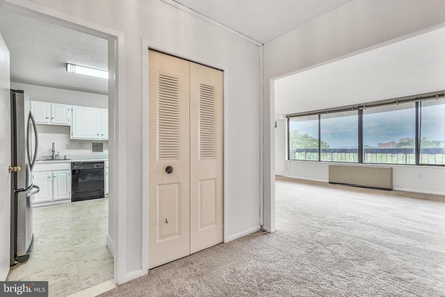3701 S GEORGE MASON DR #611N, FALLS CHURCH, Virginia 22041, 2 Bedrooms Bedrooms, ,1 BathroomBathrooms,Residential,For sale,3701 S GEORGE MASON DR #611N,VAFX2249324 MLS # VAFX2249324