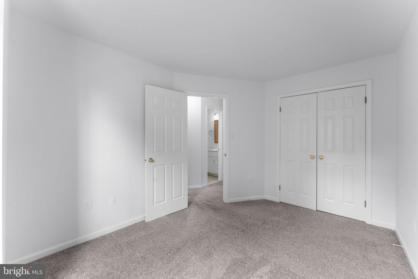 7005 BENTLEY MILL PL, ALEXANDRIA, Virginia 22315, 3 Bedrooms Bedrooms, ,2 BathroomsBathrooms,Residential,For sale,7005 BENTLEY MILL PL,VAFX2249350 MLS # VAFX2249350