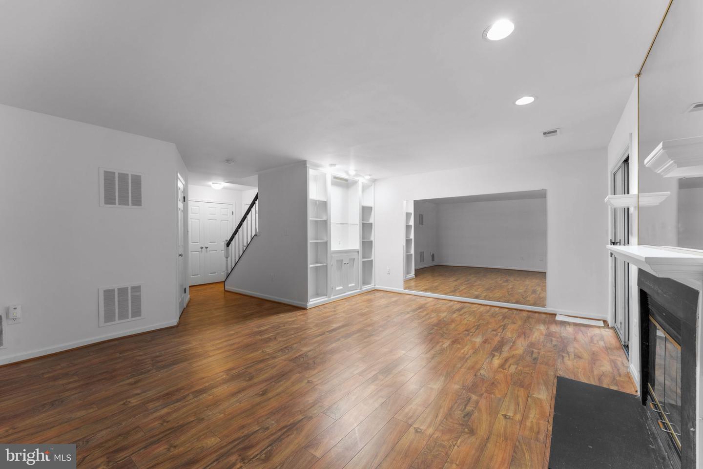 7005 BENTLEY MILL PL, ALEXANDRIA, Virginia 22315, 3 Bedrooms Bedrooms, ,2 BathroomsBathrooms,Residential,For sale,7005 BENTLEY MILL PL,VAFX2249350 MLS # VAFX2249350