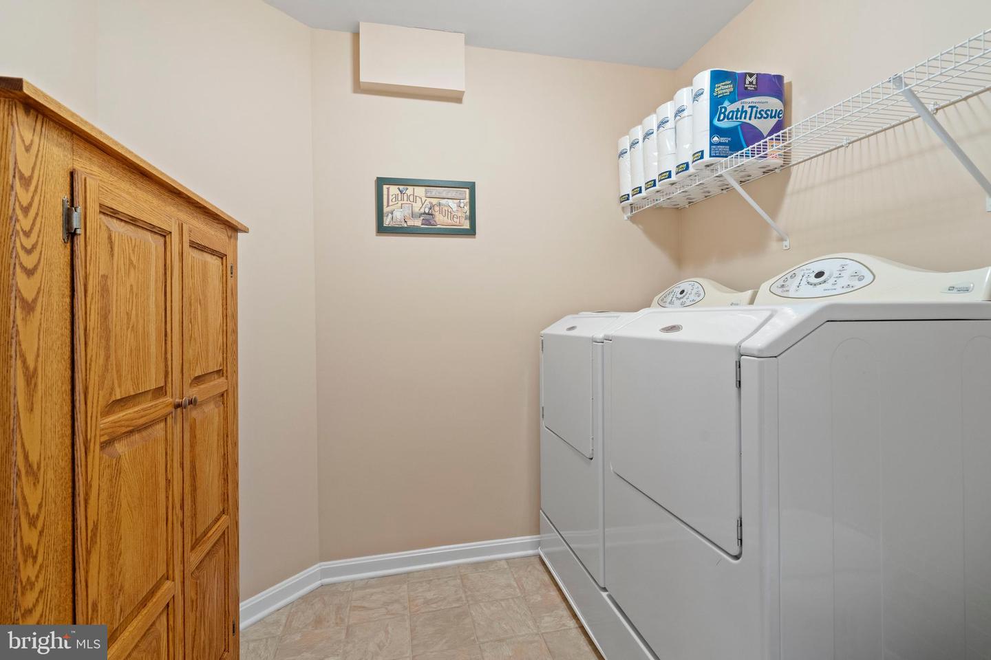 5696 LIBERTY MANOR CIR, WOODBRIDGE, Virginia 22193, 4 Bedrooms Bedrooms, ,2 BathroomsBathrooms,Residential,For sale,5696 LIBERTY MANOR CIR,VAPW2097642 MLS # VAPW2097642