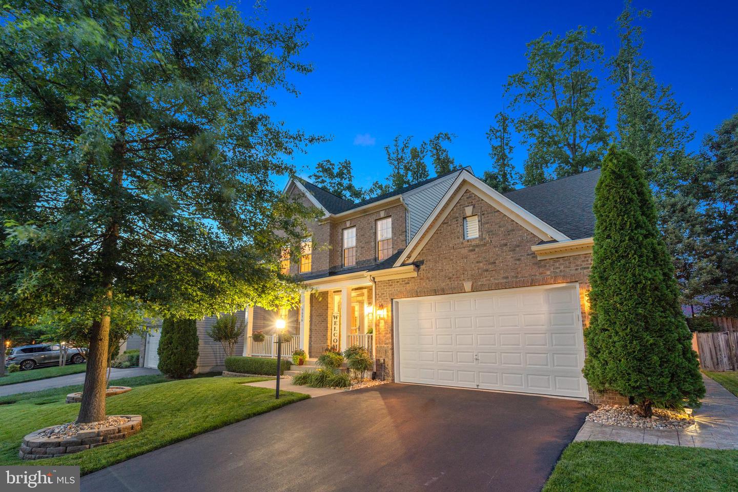 5696 LIBERTY MANOR CIR, WOODBRIDGE, Virginia 22193, 4 Bedrooms Bedrooms, ,2 BathroomsBathrooms,Residential,For sale,5696 LIBERTY MANOR CIR,VAPW2097642 MLS # VAPW2097642