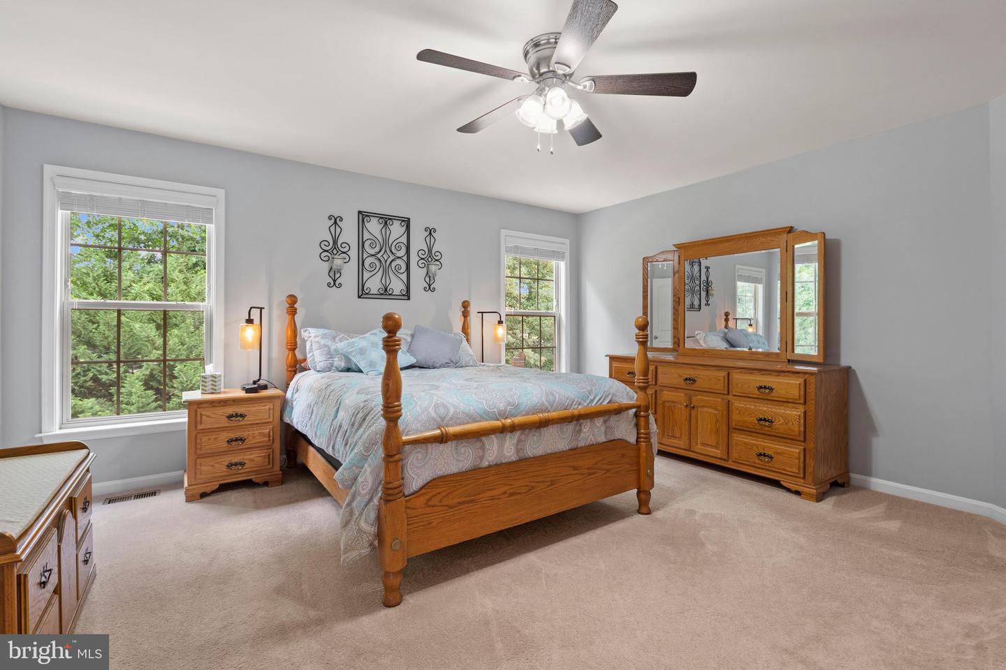 5696 LIBERTY MANOR CIR, WOODBRIDGE, Virginia 22193, 4 Bedrooms Bedrooms, ,2 BathroomsBathrooms,Residential,For sale,5696 LIBERTY MANOR CIR,VAPW2097642 MLS # VAPW2097642