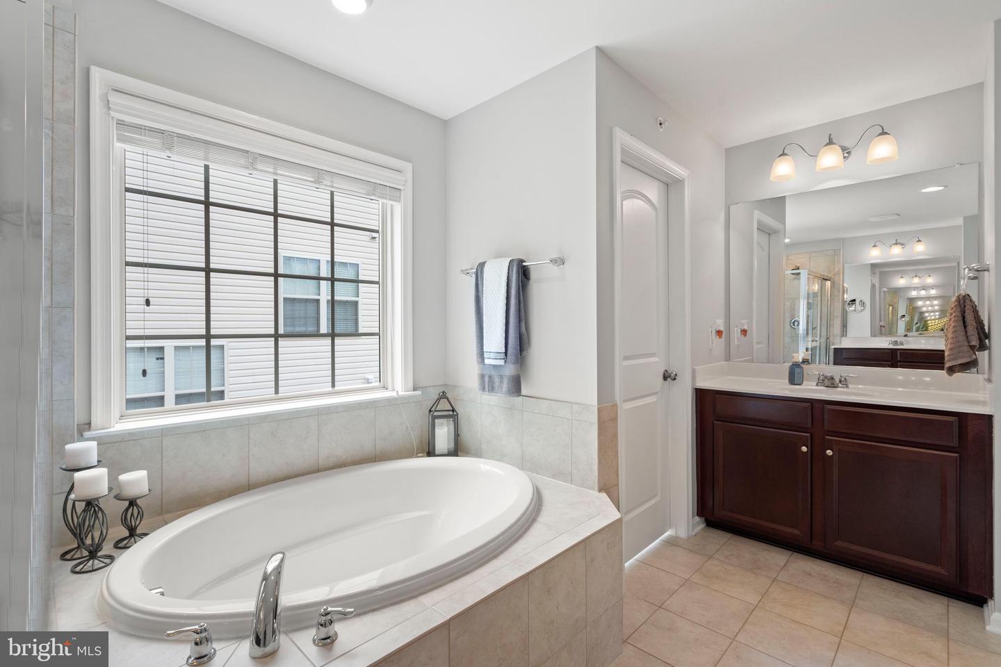 5696 LIBERTY MANOR CIR, WOODBRIDGE, Virginia 22193, 4 Bedrooms Bedrooms, ,2 BathroomsBathrooms,Residential,For sale,5696 LIBERTY MANOR CIR,VAPW2097642 MLS # VAPW2097642