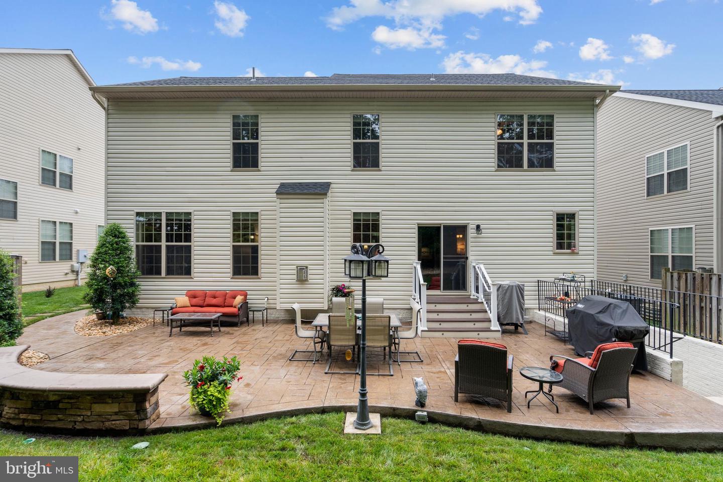 5696 LIBERTY MANOR CIR, WOODBRIDGE, Virginia 22193, 4 Bedrooms Bedrooms, ,2 BathroomsBathrooms,Residential,For sale,5696 LIBERTY MANOR CIR,VAPW2097642 MLS # VAPW2097642