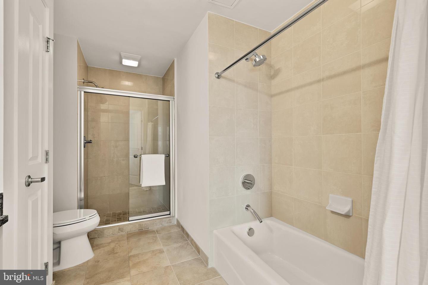 301 MASSACHUSETTS AVE NW #1103, WASHINGTON, District Of Columbia 20001, 2 Bedrooms Bedrooms, 6 Rooms Rooms,2 BathroomsBathrooms,Residential,For sale,301 MASSACHUSETTS AVE NW #1103,DCDC2206888 MLS # DCDC2206888