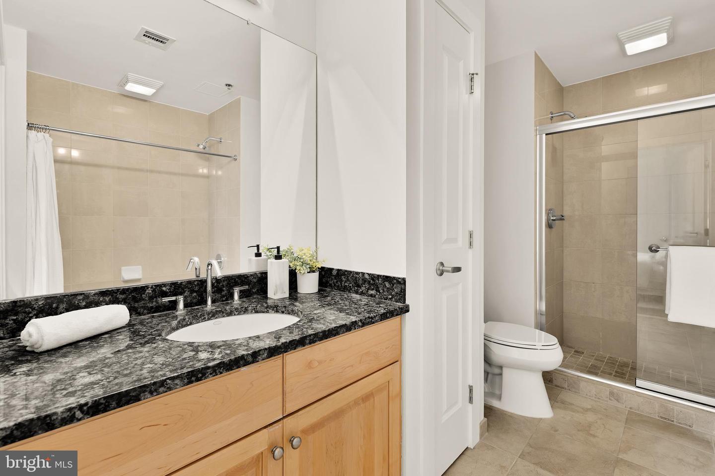 301 MASSACHUSETTS AVE NW #1103, WASHINGTON, District Of Columbia 20001, 2 Bedrooms Bedrooms, 6 Rooms Rooms,2 BathroomsBathrooms,Residential,For sale,301 MASSACHUSETTS AVE NW #1103,DCDC2206888 MLS # DCDC2206888