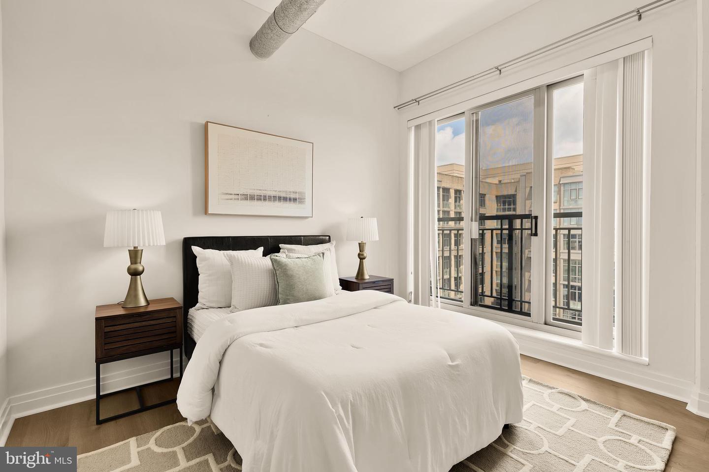 301 MASSACHUSETTS AVE NW #1103, WASHINGTON, District Of Columbia 20001, 2 Bedrooms Bedrooms, 6 Rooms Rooms,2 BathroomsBathrooms,Residential,For sale,301 MASSACHUSETTS AVE NW #1103,DCDC2206888 MLS # DCDC2206888