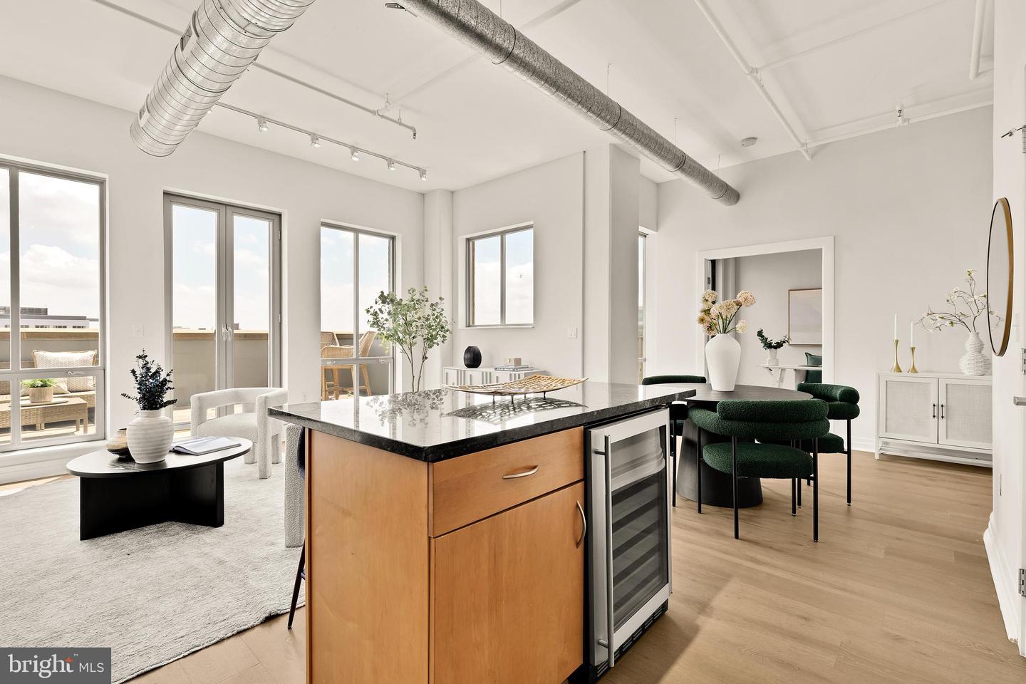301 MASSACHUSETTS AVE NW #1103, WASHINGTON, District Of Columbia 20001, 2 Bedrooms Bedrooms, 6 Rooms Rooms,2 BathroomsBathrooms,Residential,For sale,301 MASSACHUSETTS AVE NW #1103,DCDC2206888 MLS # DCDC2206888