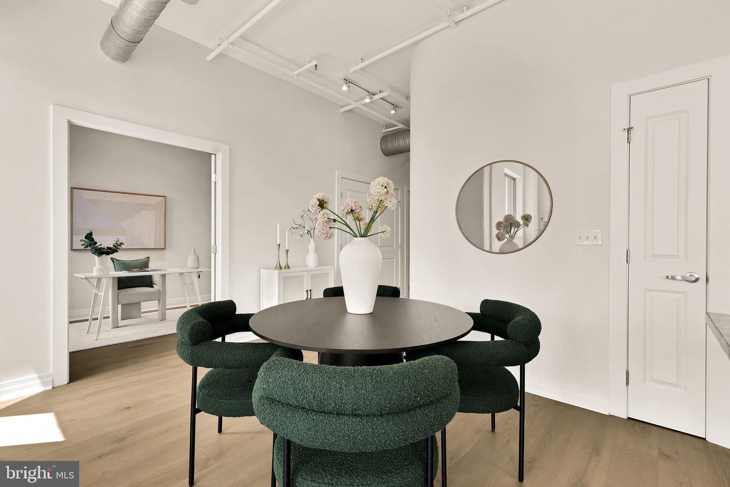 301 MASSACHUSETTS AVE NW #1103, WASHINGTON, District Of Columbia 20001, 2 Bedrooms Bedrooms, 6 Rooms Rooms,2 BathroomsBathrooms,Residential,For sale,301 MASSACHUSETTS AVE NW #1103,DCDC2206888 MLS # DCDC2206888