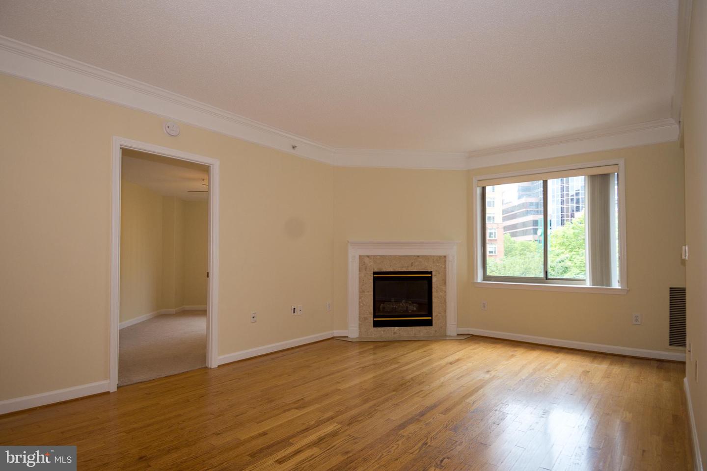 901 N MONROE ST #308, ARLINGTON, Virginia 22201, 2 Bedrooms Bedrooms, ,2 BathroomsBathrooms,Residential,For sale,901 N MONROE ST #308,VAAR2059614 MLS # VAAR2059614