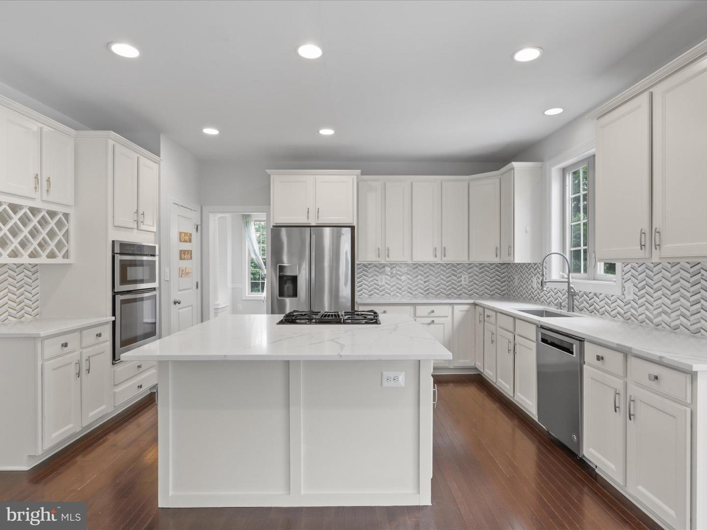 42177 BUNKER WOODS PL, BRAMBLETON, Virginia 20148, 6 Bedrooms Bedrooms, ,4 BathroomsBathrooms,Residential,For sale,42177 BUNKER WOODS PL,VALO2100182 MLS # VALO2100182