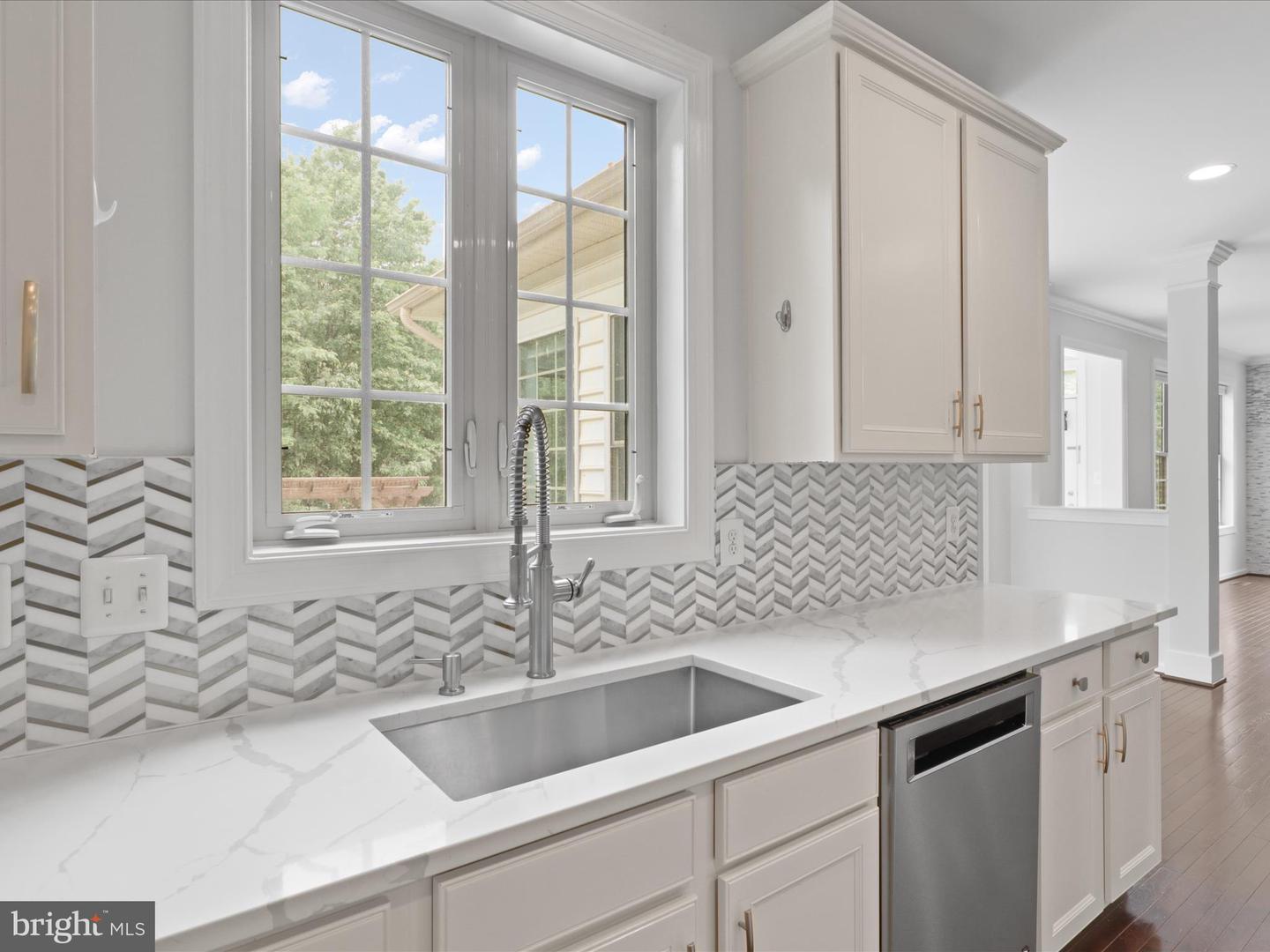42177 BUNKER WOODS PL, BRAMBLETON, Virginia 20148, 6 Bedrooms Bedrooms, ,4 BathroomsBathrooms,Residential,For sale,42177 BUNKER WOODS PL,VALO2100182 MLS # VALO2100182