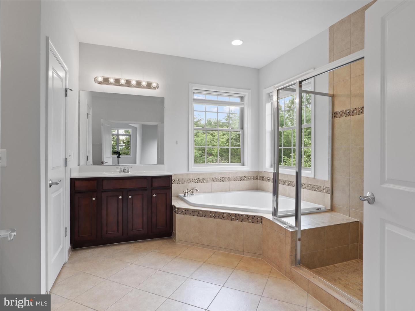 42177 BUNKER WOODS PL, BRAMBLETON, Virginia 20148, 6 Bedrooms Bedrooms, ,4 BathroomsBathrooms,Residential,For sale,42177 BUNKER WOODS PL,VALO2100182 MLS # VALO2100182