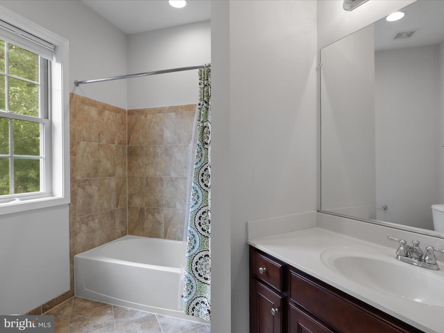 42177 BUNKER WOODS PL, BRAMBLETON, Virginia 20148, 6 Bedrooms Bedrooms, ,4 BathroomsBathrooms,Residential,For sale,42177 BUNKER WOODS PL,VALO2100182 MLS # VALO2100182