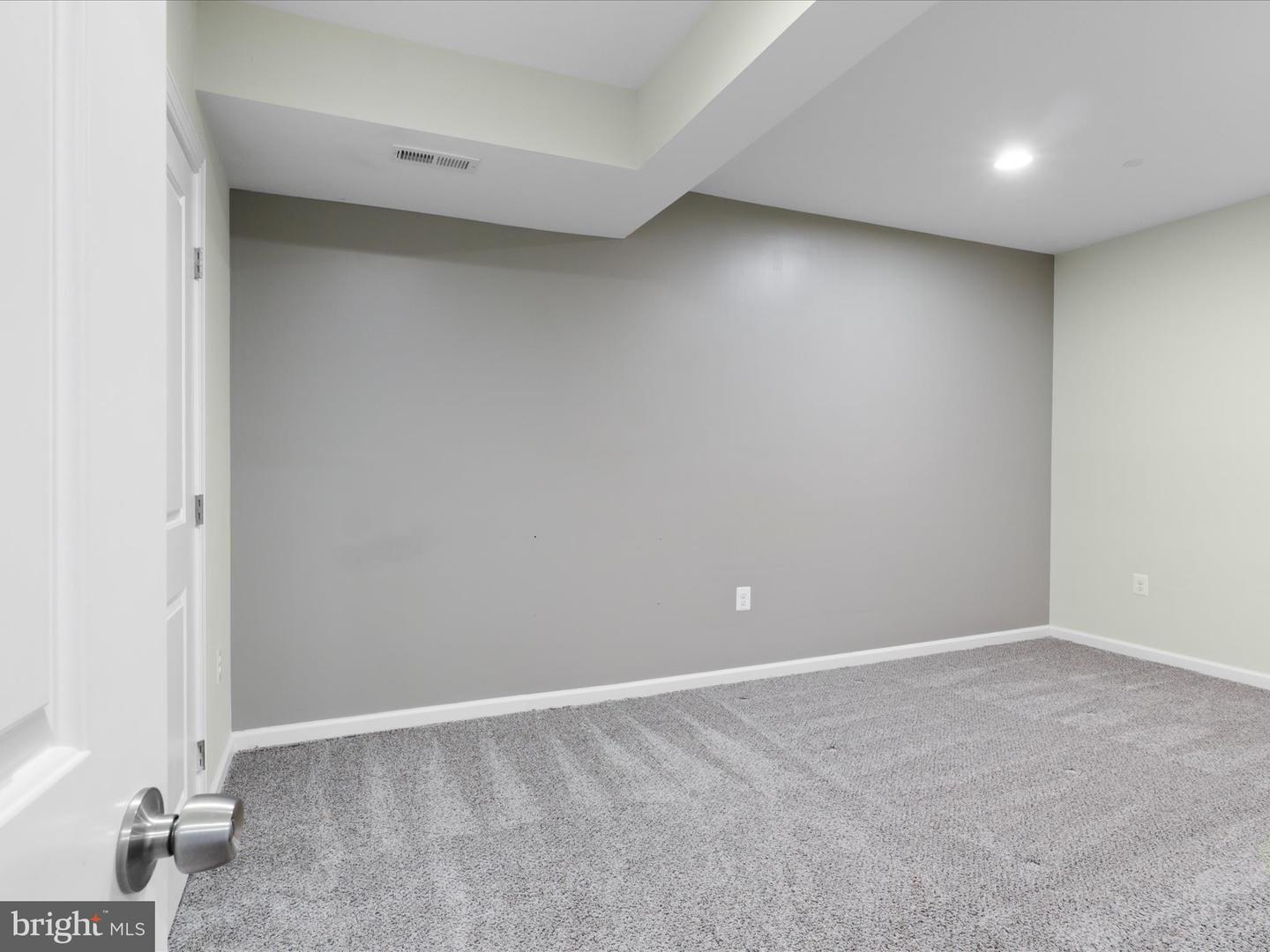 42177 BUNKER WOODS PL, BRAMBLETON, Virginia 20148, 6 Bedrooms Bedrooms, ,4 BathroomsBathrooms,Residential,For sale,42177 BUNKER WOODS PL,VALO2100182 MLS # VALO2100182