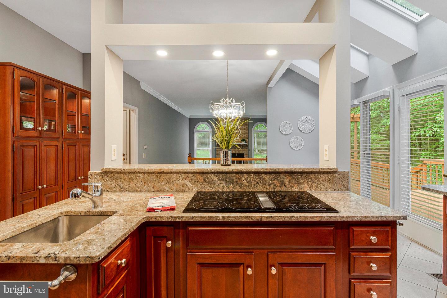 8975 HOME GUARD DR, BURKE, Virginia 22015, 4 Bedrooms Bedrooms, ,4 BathroomsBathrooms,Residential,For sale,8975 HOME GUARD DR,VAFX2249372 MLS # VAFX2249372