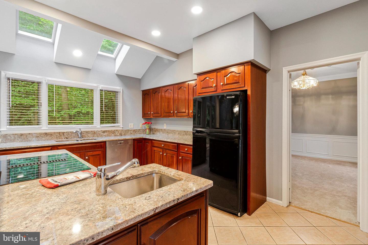 8975 HOME GUARD DR, BURKE, Virginia 22015, 4 Bedrooms Bedrooms, ,4 BathroomsBathrooms,Residential,For sale,8975 HOME GUARD DR,VAFX2249372 MLS # VAFX2249372