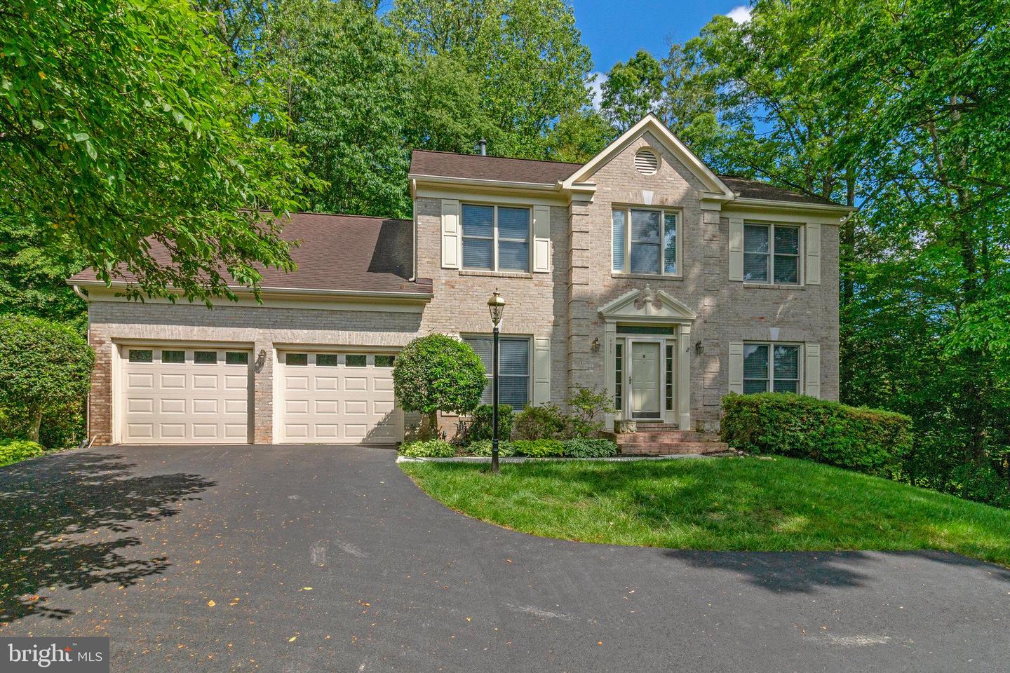 8975 HOME GUARD DR, BURKE, Virginia 22015, 4 Bedrooms Bedrooms, ,4 BathroomsBathrooms,Residential,For sale,8975 HOME GUARD DR,VAFX2249372 MLS # VAFX2249372