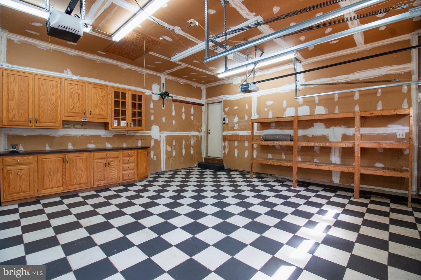 8975 HOME GUARD DR, BURKE, Virginia 22015, 4 Bedrooms Bedrooms, ,4 BathroomsBathrooms,Residential,For sale,8975 HOME GUARD DR,VAFX2249372 MLS # VAFX2249372
