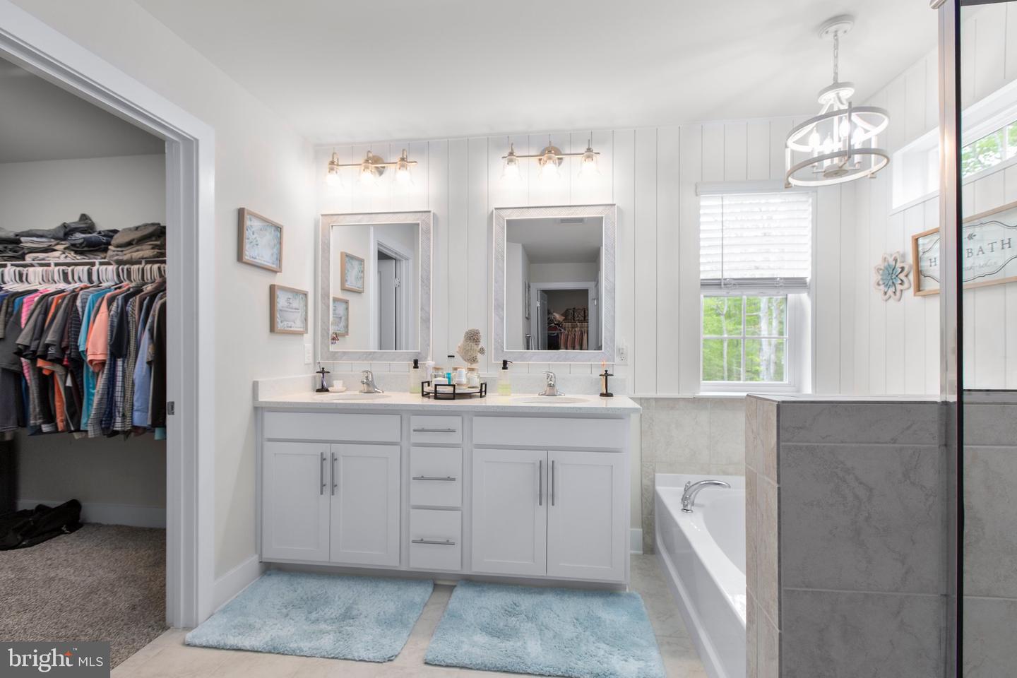 705 LONG MEADOW DR, FREDERICKSBURG, Virginia 22406, 4 Bedrooms Bedrooms, ,4 BathroomsBathrooms,Residential,For sale,705 LONG MEADOW DR,VAST2040078 MLS # VAST2040078