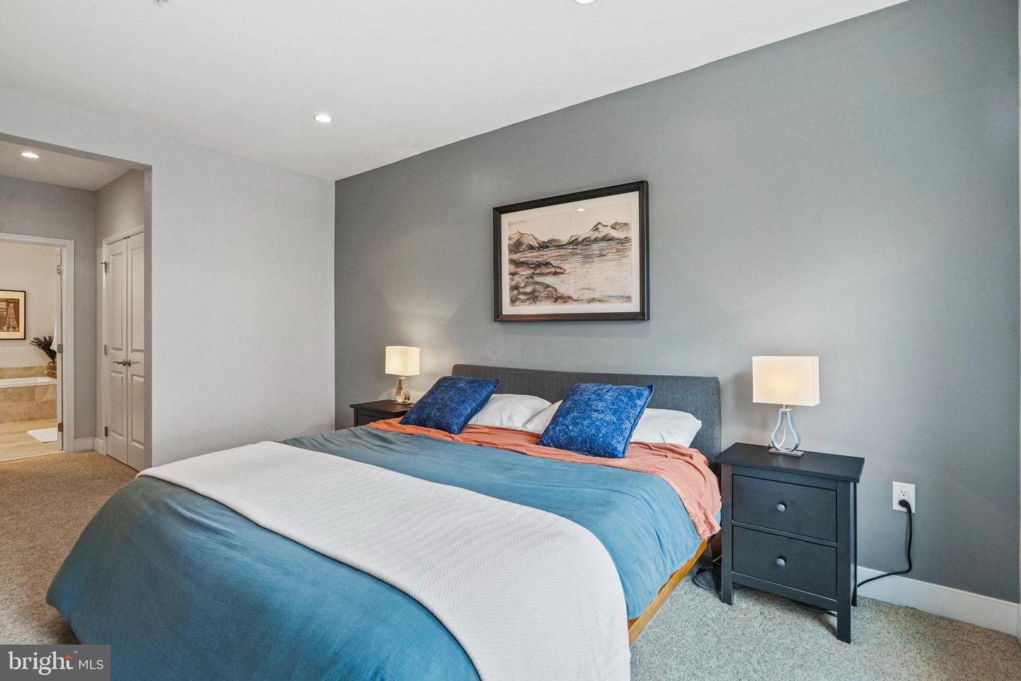 1811 14TH ST N #C104, ARLINGTON, Virginia 22209, 2 Bedrooms Bedrooms, ,2 BathroomsBathrooms,Residential,For sale,1811 14TH ST N #C104,VAAR2059622 MLS # VAAR2059622