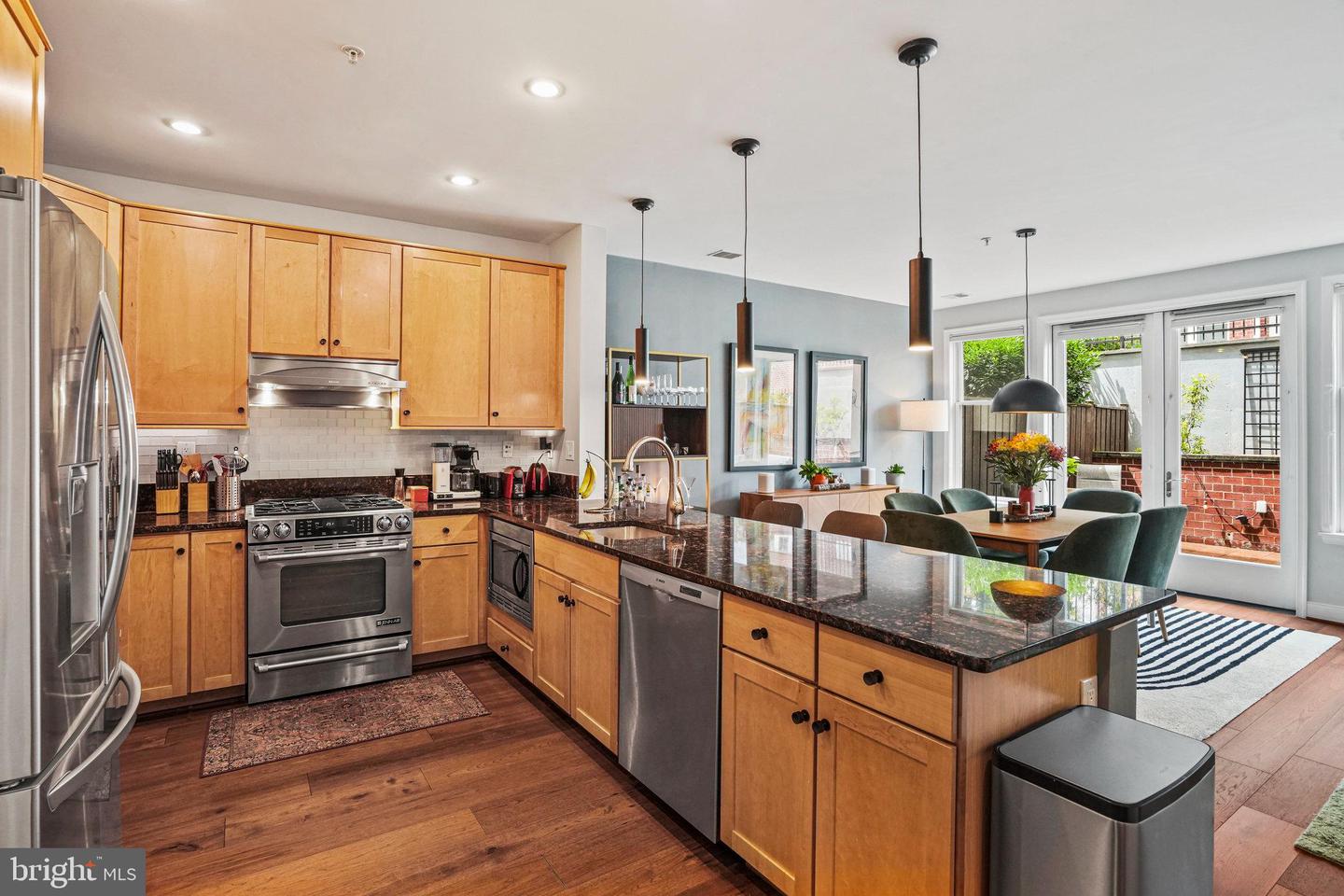 1811 14TH ST N #C104, ARLINGTON, Virginia 22209, 2 Bedrooms Bedrooms, ,2 BathroomsBathrooms,Residential,For sale,1811 14TH ST N #C104,VAAR2059622 MLS # VAAR2059622