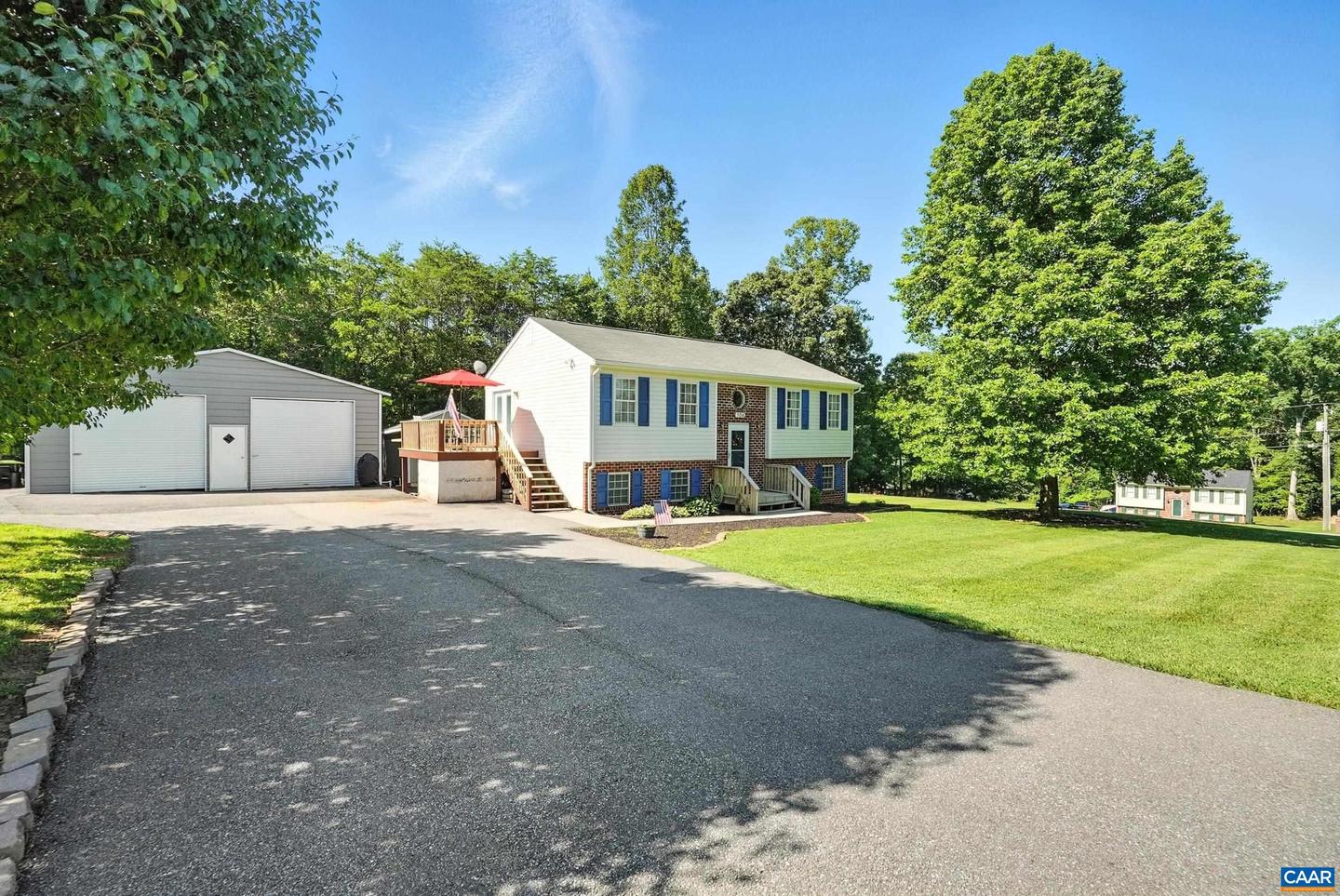 106 ALEX DR, MADISON HEIGHTS, Virginia 24572, 3 Bedrooms Bedrooms, ,3 BathroomsBathrooms,Residential,For sale,106 ALEX DR,665969 MLS # 665969