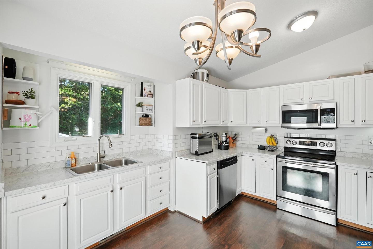 106 ALEX DR, MADISON HEIGHTS, Virginia 24572, 3 Bedrooms Bedrooms, ,3 BathroomsBathrooms,Residential,For sale,106 ALEX DR,665969 MLS # 665969